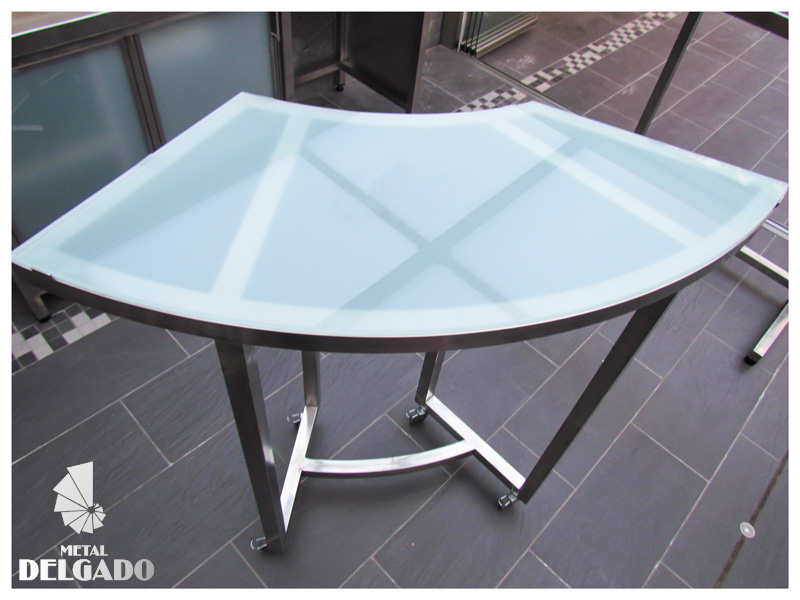 mesa-diseño-acero-inoxidable